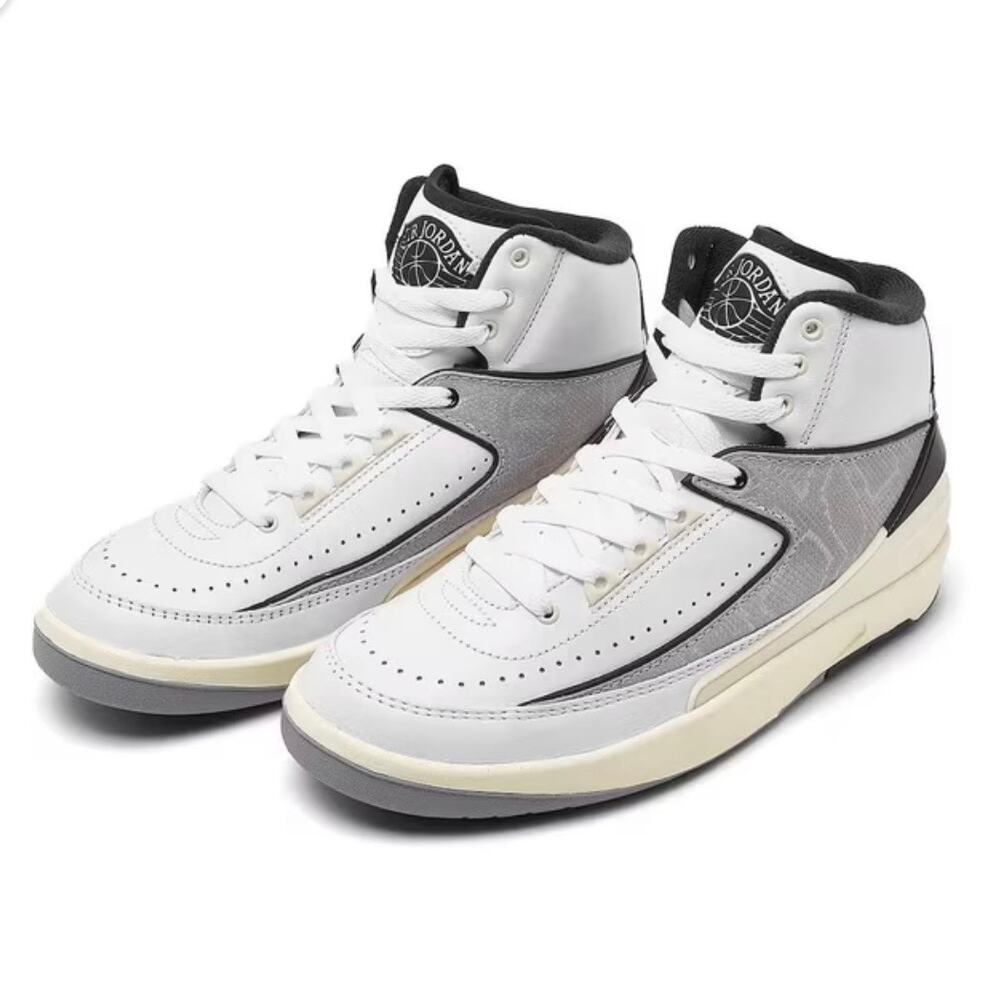 Nike Air Jordan 2 Retro DR8884-100 Sneakers Gray Black White Size 6.5 Youth NEW